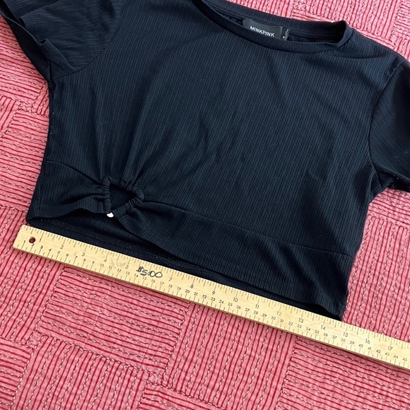 MINKPINK (teen/ women’s size medium / see photos for dimensions) Ribbed Crop Top - Picture 6 of 13
